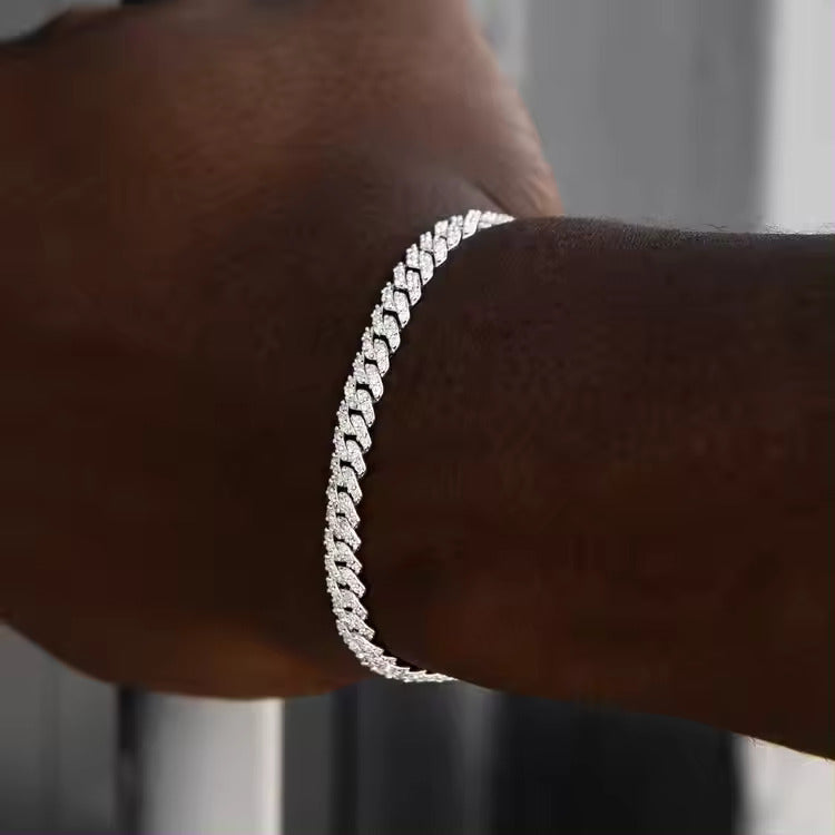 Cuban bracelet modelled on wrist