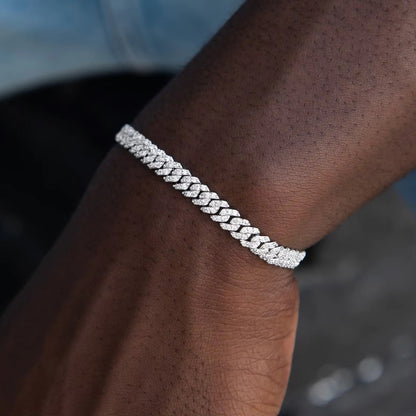 close up view of Cuban bracelet on model wrist